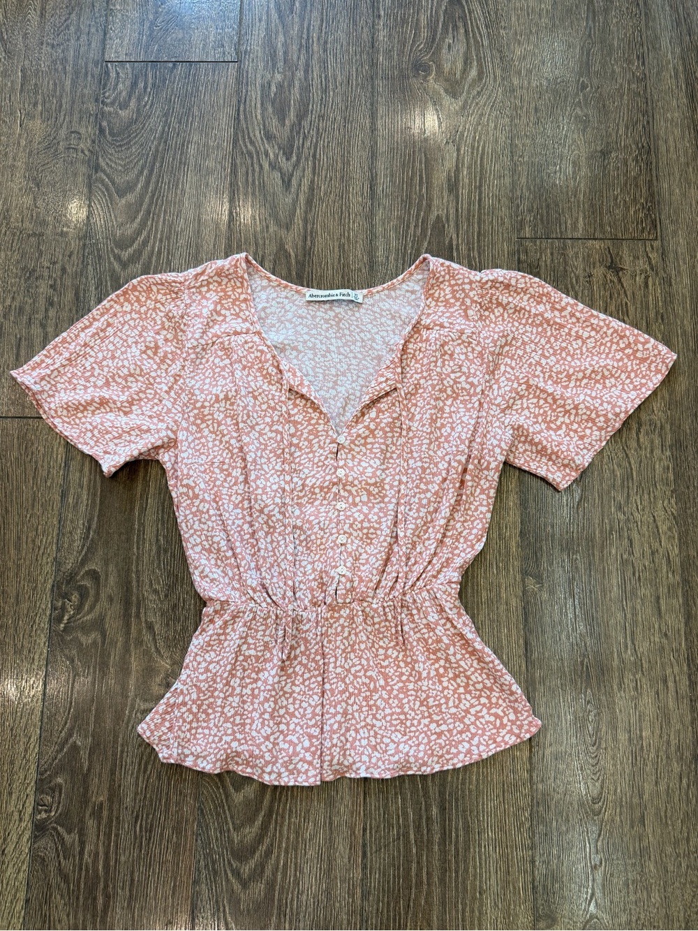 Abercrombie and Fitch Flutter Sleeve Button-Through Short Sleeve Blouse Coral XS